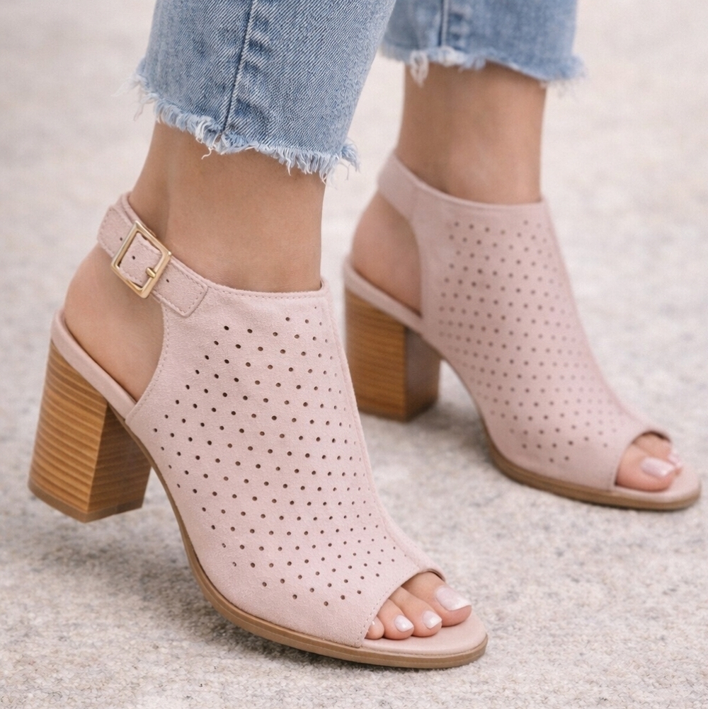 A Rider Girl Bernice Mauve Heeled Sandals Size 10